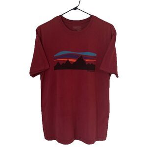 Patagonia Short Sleeved T-Shirt Adult XS Red Outdoor Casual Regular Fit